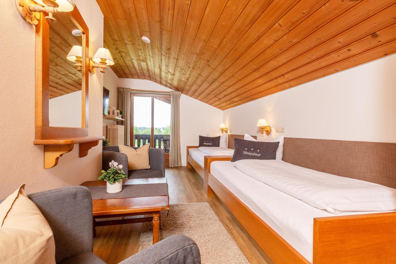 Gaestehaus Menkenbauer Ruhpolding Esterno foto