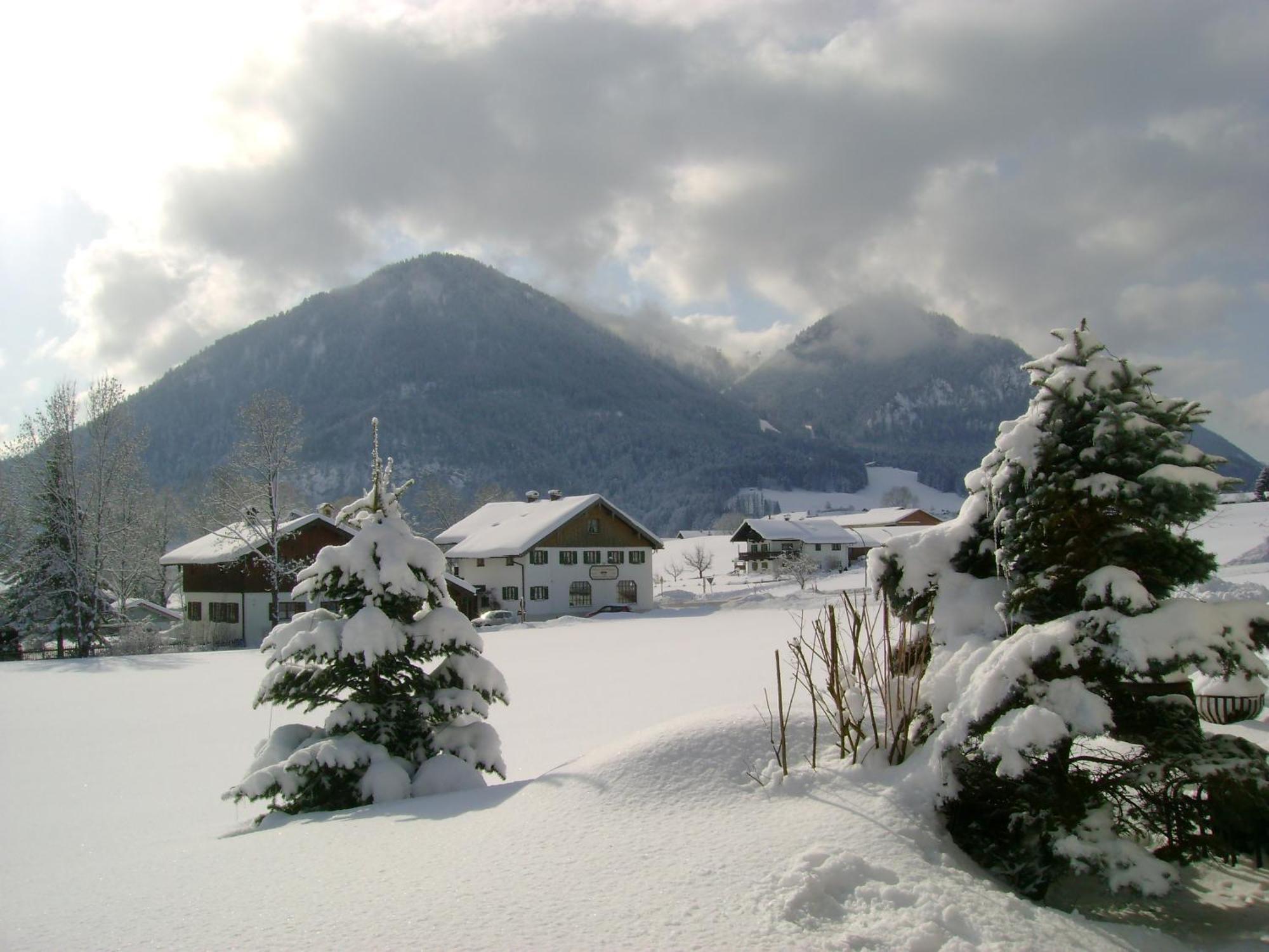Gaestehaus Menkenbauer Ruhpolding Esterno foto