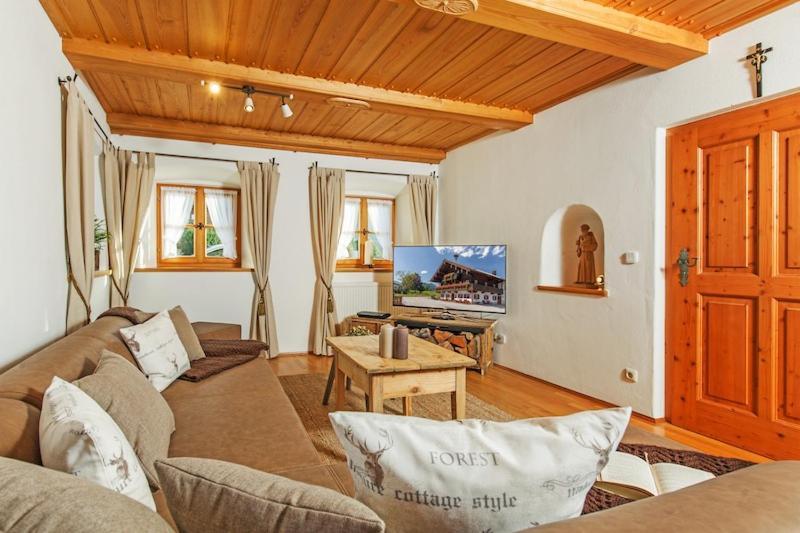 Gaestehaus Menkenbauer Ruhpolding Esterno foto