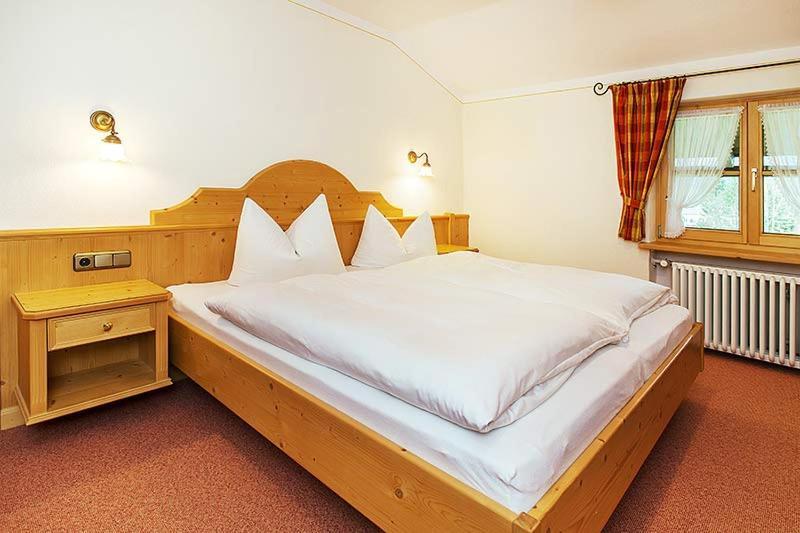 Gaestehaus Menkenbauer Ruhpolding Esterno foto
