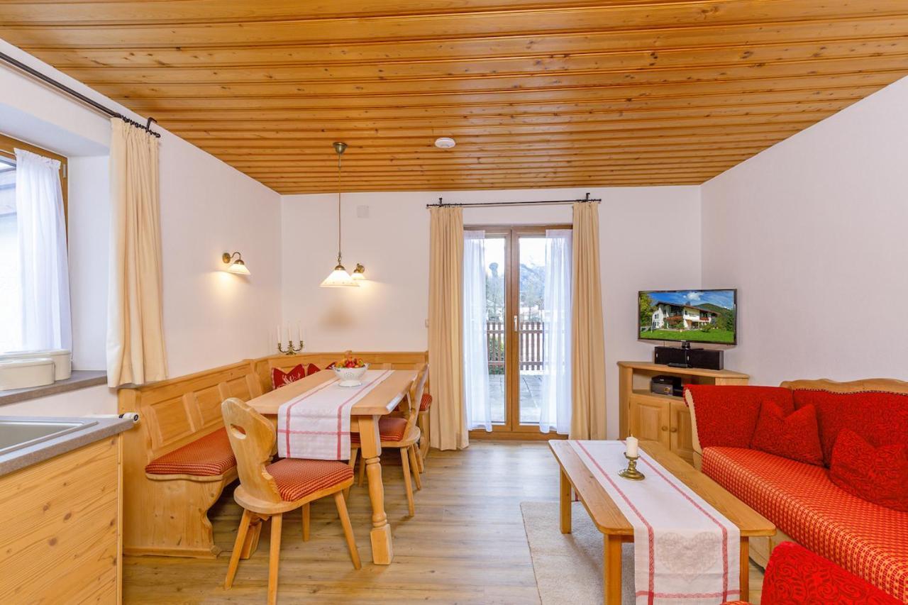 Gaestehaus Menkenbauer Ruhpolding Esterno foto