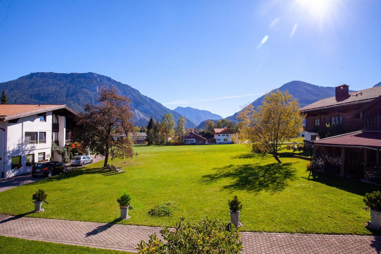Gaestehaus Menkenbauer Ruhpolding Esterno foto